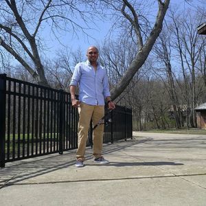 Meet your Posher, Javier